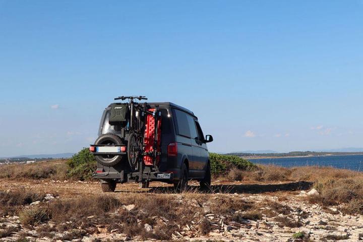 Porte - matériel à Montpellier