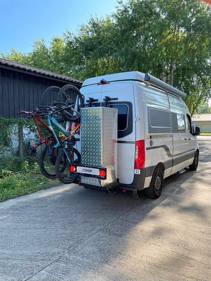 Porte - matériel à Montpellier