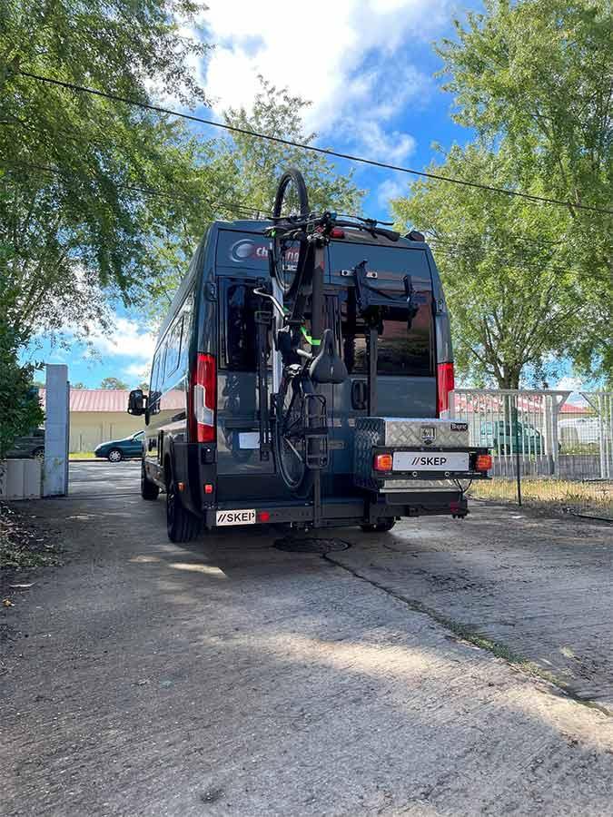 Porte - matériel à Montpellier