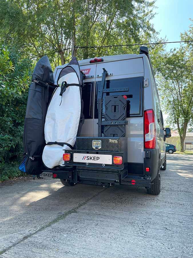 Porte - matériel à Montpellier